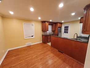 1706 Orchard Terrace in Linden, NJ - Building Photo - Building Photo