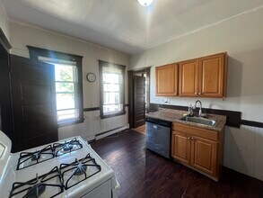 118 Columbia St, Unit 3 in Cambridge, MA - Building Photo - Building Photo