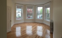 25 Mount Hood Rd, Unit 2 in Boston, MA - Building Photo - Building Photo