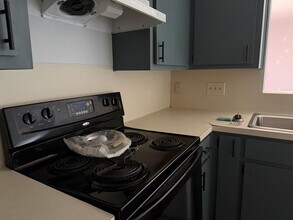 5506 Rose Hill Cir in Austin, TX - Building Photo - Building Photo