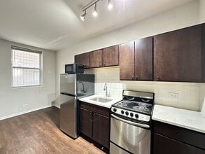 1627 N Humboldt Blvd, Unit D2 in Chicago, IL - Building Photo - Building Photo