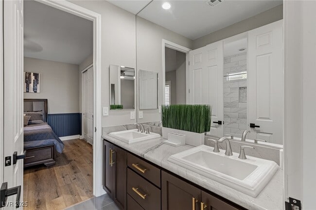 property at 1426 Foothills Village Dr