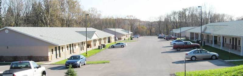 Stoneworth Apartments in Slippery Rock, PA - Building Photo