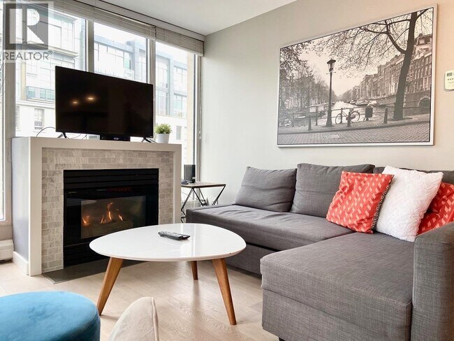 183 Keefer Pl in Vancouver, BC - Building Photo - Building Photo