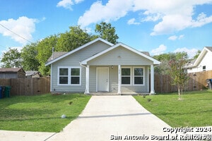 property at 1638 Peck Ave