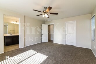 2875 N Fair Oaks Ave in Tucson, AZ - Building Photo - Building Photo