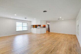 3605 Longherridge Dr in Pearland, TX - Building Photo - Building Photo