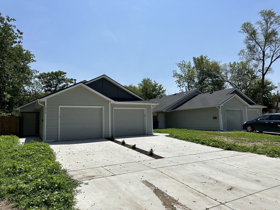 1518 N Madison Ave in Wichita, KS - Building Photo