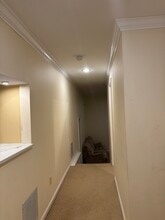 6859 Rolling Creek Way in Alexandria, VA - Foto de edificio - Building Photo