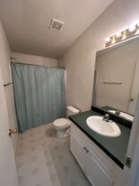 2976 Spinnaker Dr in Bandon, OR - Building Photo - Building Photo