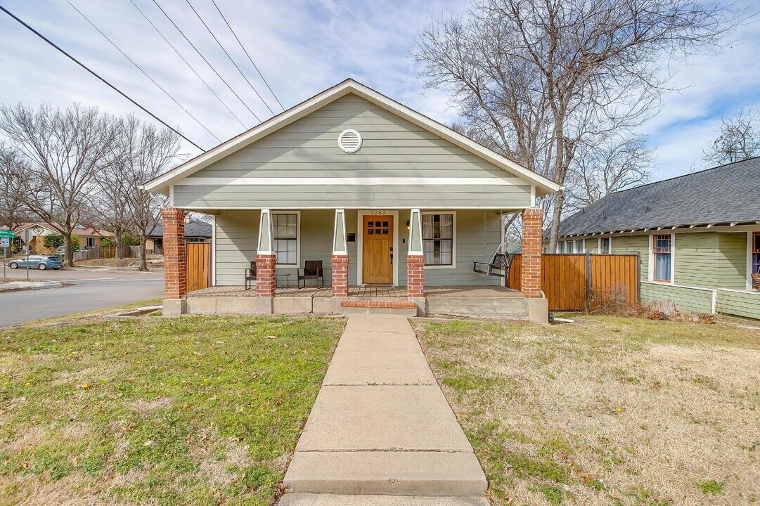 2262 Washington Ave in Fort Worth, TX - Building Photo