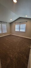 1365 NW 16th Ct in Redmond, OR - Building Photo - Building Photo