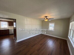 1778 Hillview Rd in Shoreview, MN - Building Photo - Building Photo