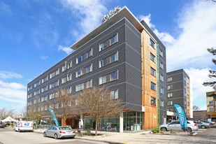 Yugo Eugene Skybox in Eugene, OR - Building Photo