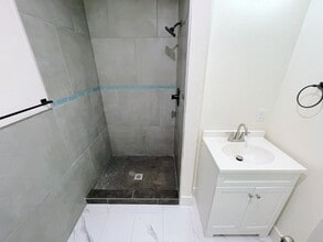 527 Taylor Ave in Moscow, ID - Building Photo - Building Photo