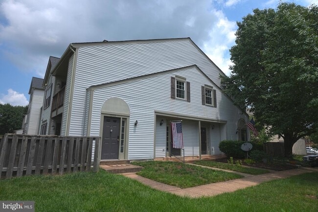 7575 Belle Grae Dr in Manassas, VA - Building Photo - Building Photo