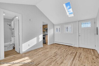 1314 Squirrel Rd in Wall Township, NJ - Building Photo - Building Photo