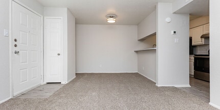 Wind Rush Apartments in Fort Worth, TX - Building Photo - Building Photo