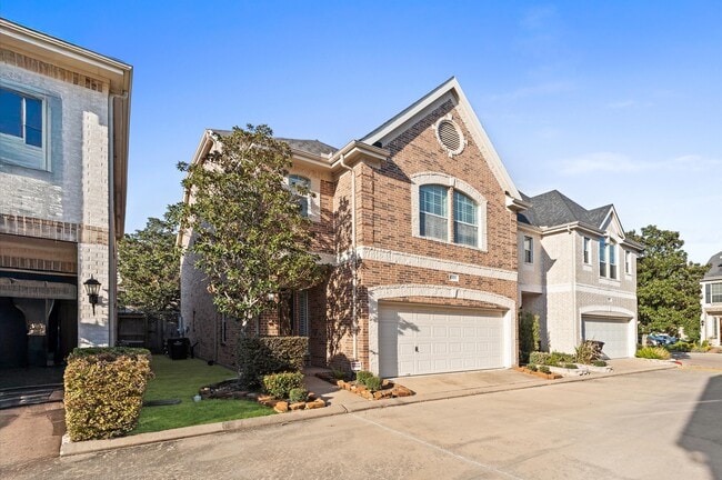 10106 Holly Chase Dr in Houston, TX - Building Photo - Building Photo