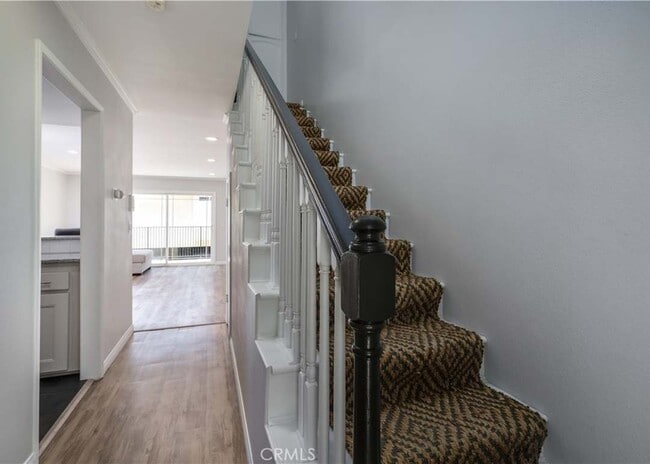 315 W Alameda Ave in Burbank, CA - Building Photo - Building Photo
