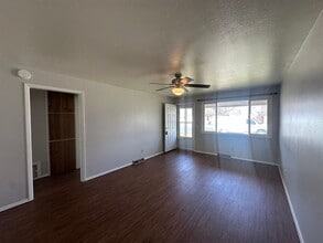 520 W 32nd St in Scottsbluff, NE - Building Photo - Building Photo