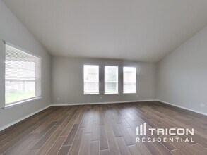 12210 Elm Orch Trl in Humble, TX - Building Photo - Building Photo