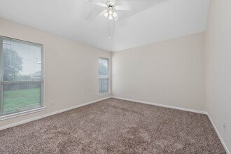 Gorgeous 3 Bed, 2 Bath in Edelweiss Estates! in College Station, TX - Building Photo - Building Photo