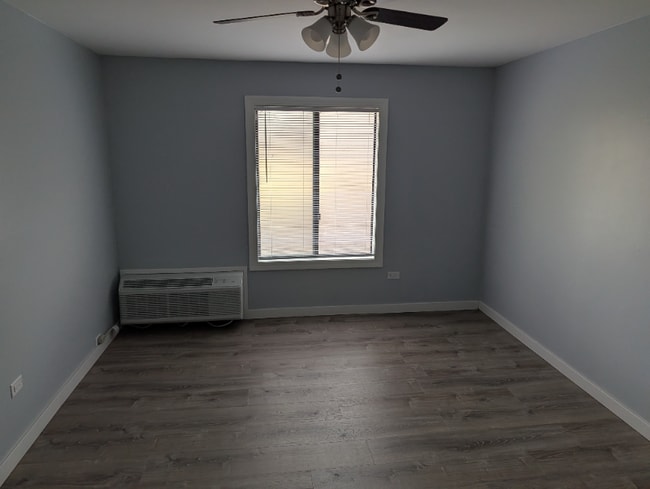 262 George St in Bensenville, IL - Foto de edificio - Building Photo