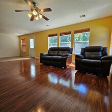 11727 Madison Oak St in Houston, TX - Building Photo - Building Photo