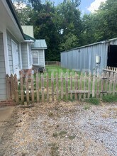 1901 Meriwether Rd in Pike Road, AL - Foto de edificio - Building Photo