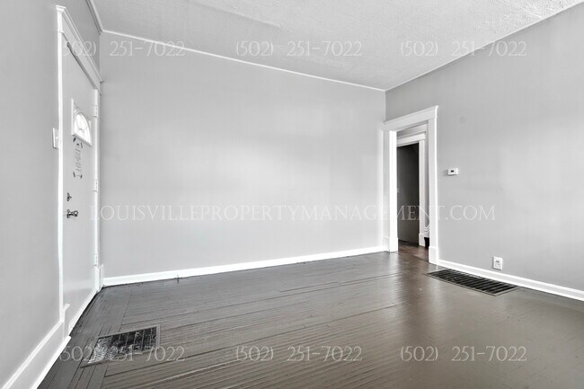 1021 Cecil Ave in Louisville, KY - Building Photo - Building Photo