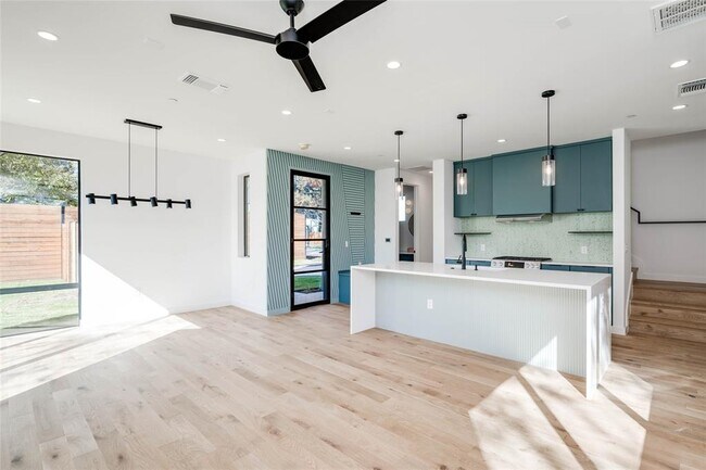 1103 Cherico St in Austin, TX - Building Photo - Building Photo