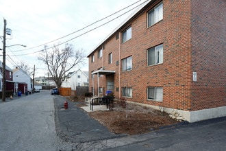 14 Murdock St in Somerville, MA - Foto de edificio - Building Photo