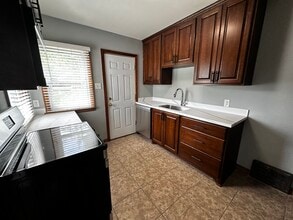 3858 Wooddale Ave S in St. Louis Park, MN - Building Photo - Building Photo