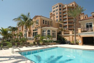 505 Mandalay Ave, Unit 62 in Clearwater, FL - Building Photo