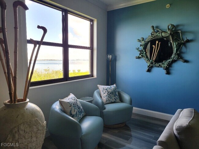 property at 11620 Court of Palms