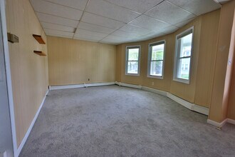 117 Everett St in Stratford, CT - Building Photo - Building Photo