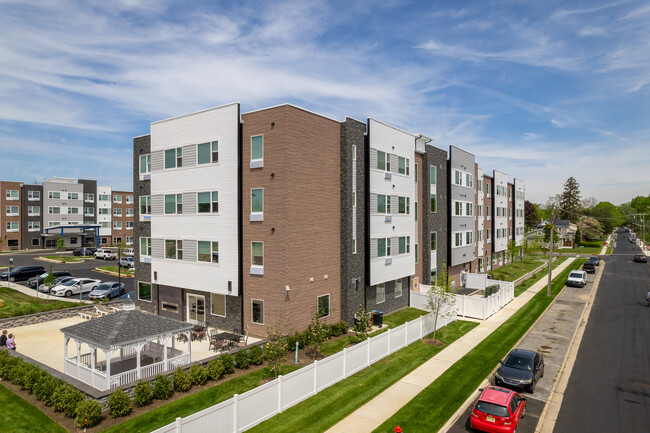 Newcomb Senior Apartments in Vineland, NJ - Building Photo - Building Photo