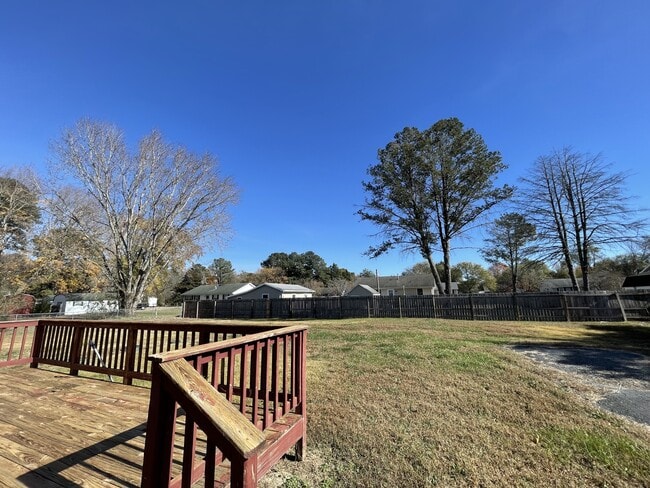 311 Brookdale Dr in Salisbury, MD - Building Photo - Building Photo