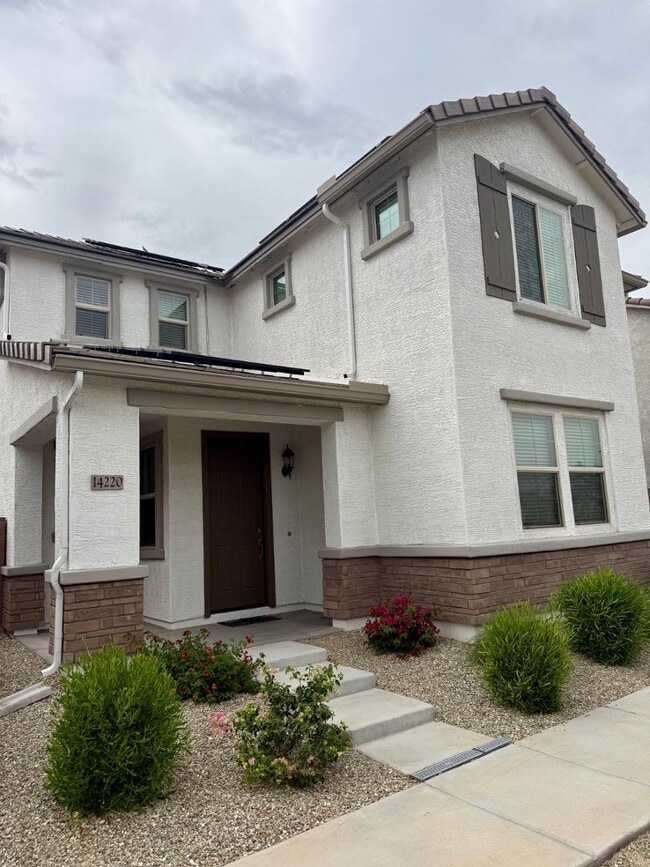 14220 W Buckskin Trl in Surprise, AZ - Building Photo - Building Photo