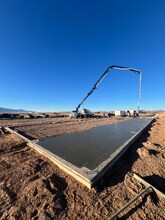 5996 N 700 E in Enoch, UT - Foto de edificio - Building Photo