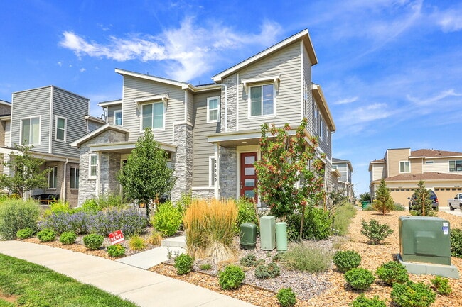 24263 E 41st Ave in Aurora, CO - Building Photo - Building Photo