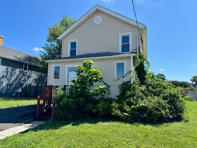 property at 106 Vanderbilt Ave