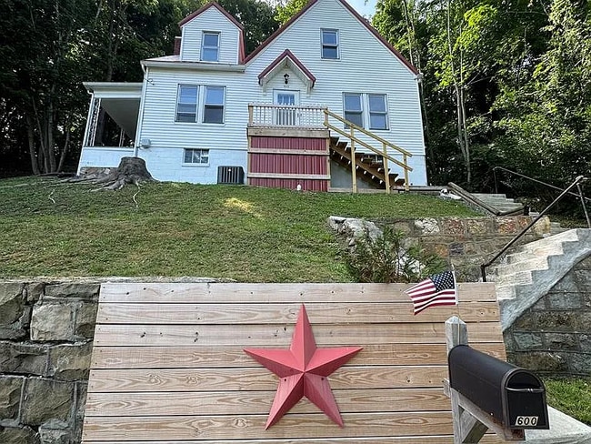 property at 600 Nicholas St