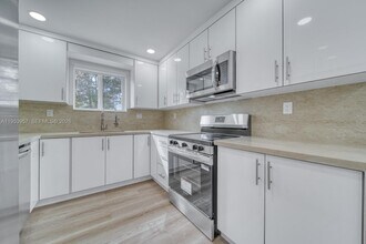 4345 SW 5th Terrace in Coral Gables, FL - Building Photo - Building Photo