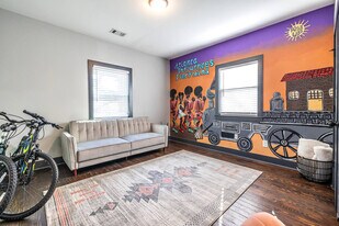 996 Mayson Turner Rd NW in Atlanta, GA - Building Photo