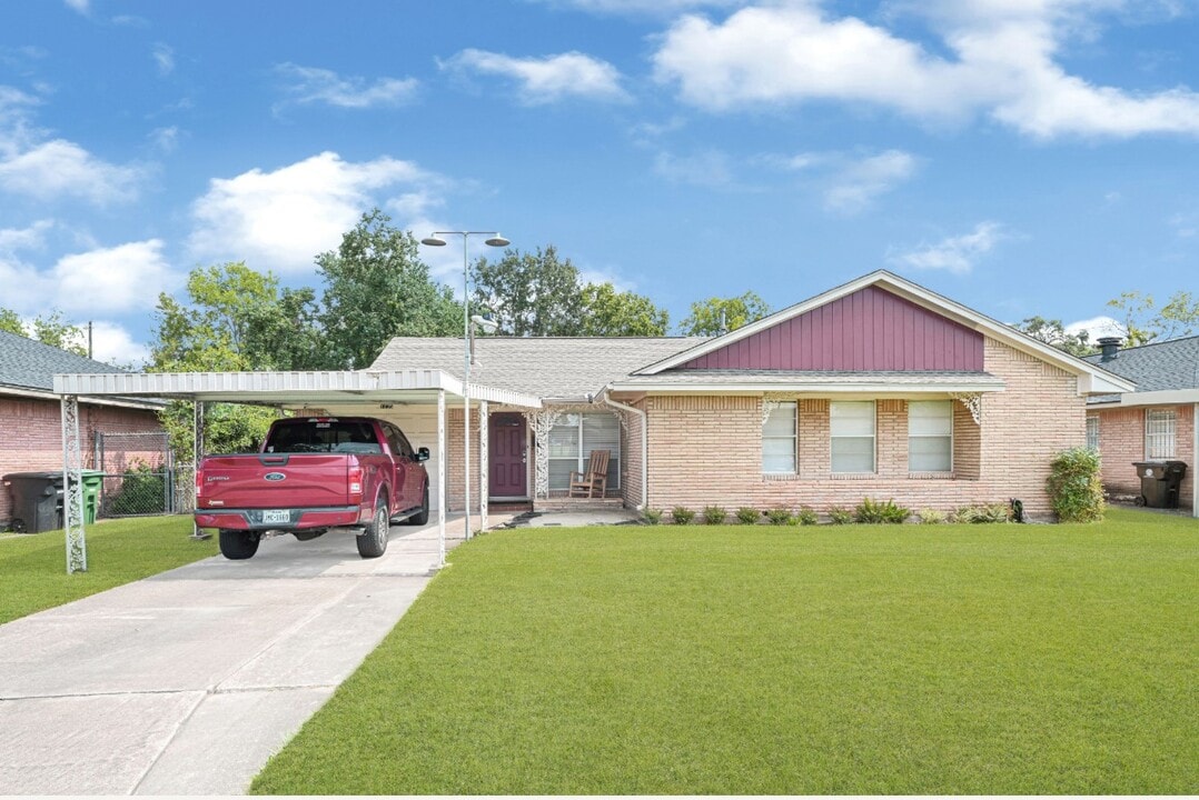 1235 Ansbury Dr in Houston, TX - Building Photo