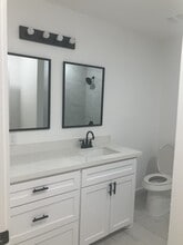 5654 Patrick St in Houston, TX - Building Photo - Building Photo