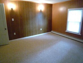 8 Everett St, Unit 2 in Somerville, MA - Building Photo - Building Photo
