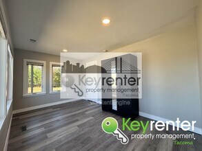 1520 S 56th St in Tacoma, WA - Building Photo - Building Photo